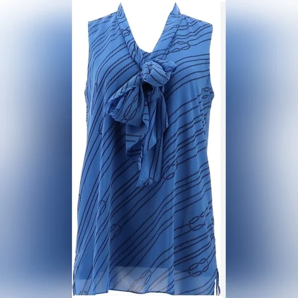 Beautiful Flowy Blue Sleeveless Top - Picture 4 of 5